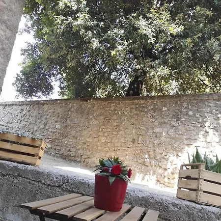 La Torre Bed and Breakfast *